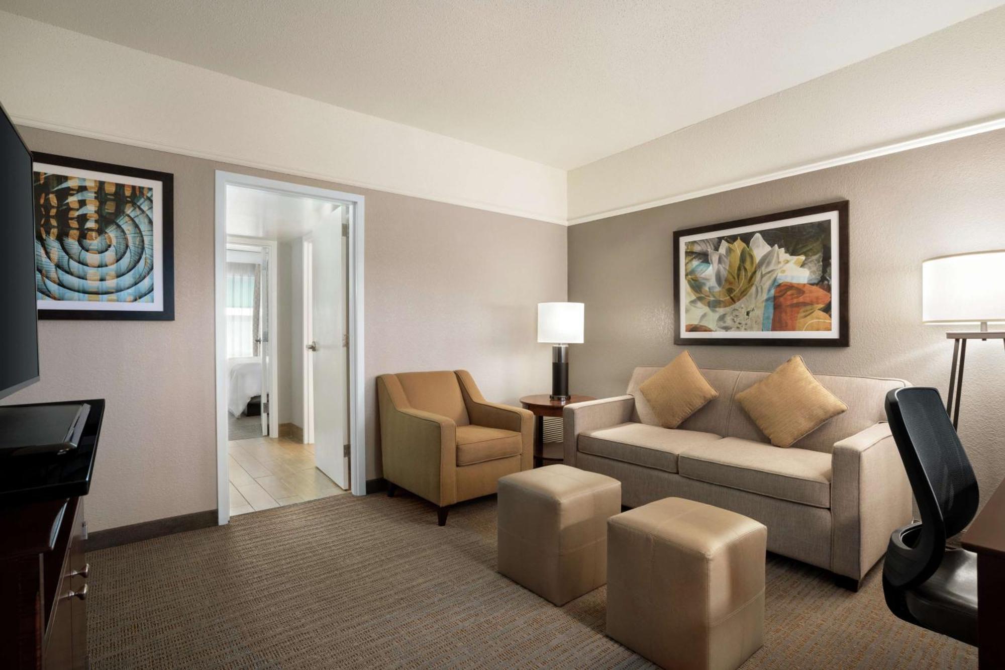 Embassy Suites Brunswick Buitenkant foto