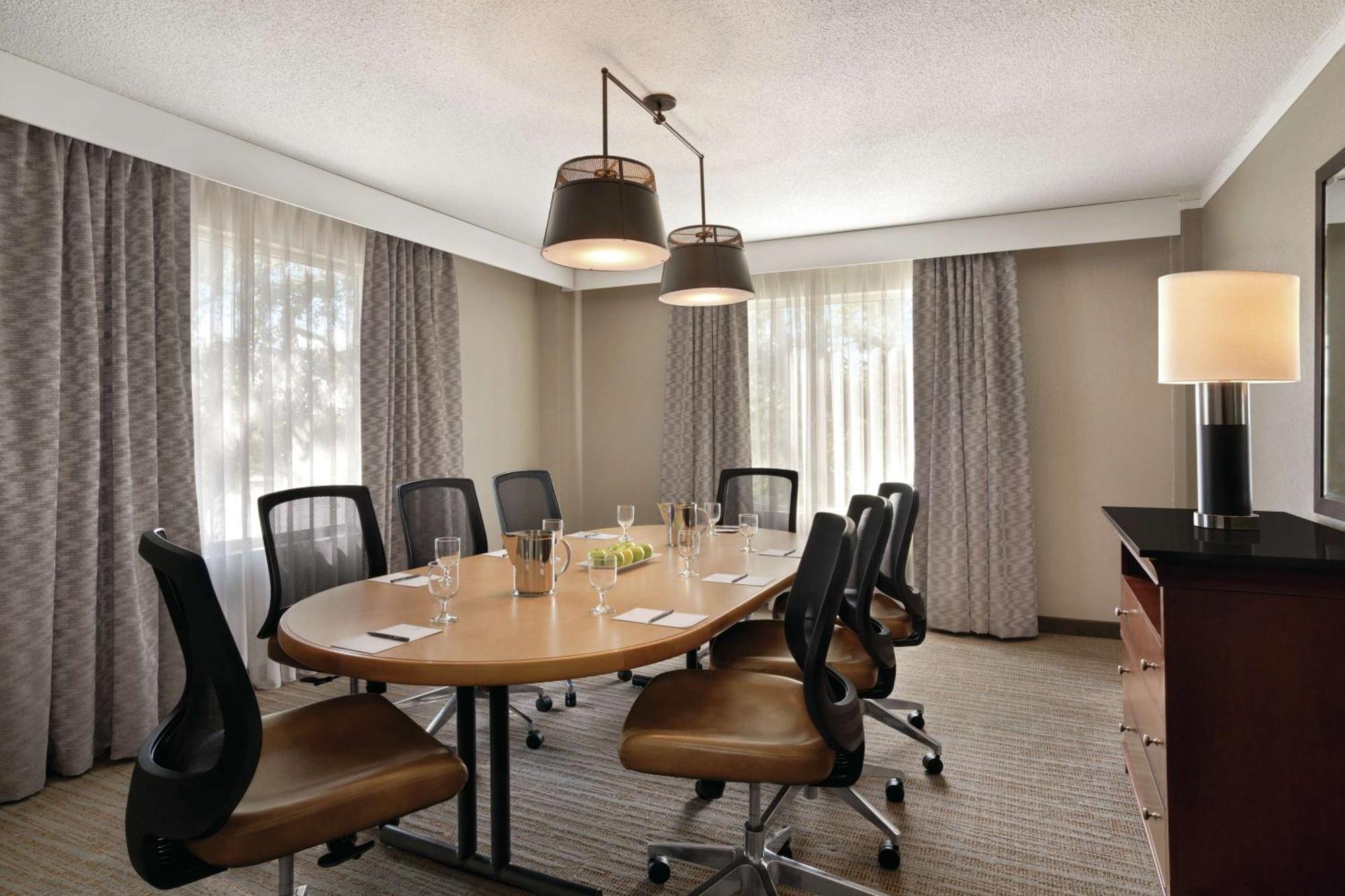 Embassy Suites Brunswick Buitenkant foto