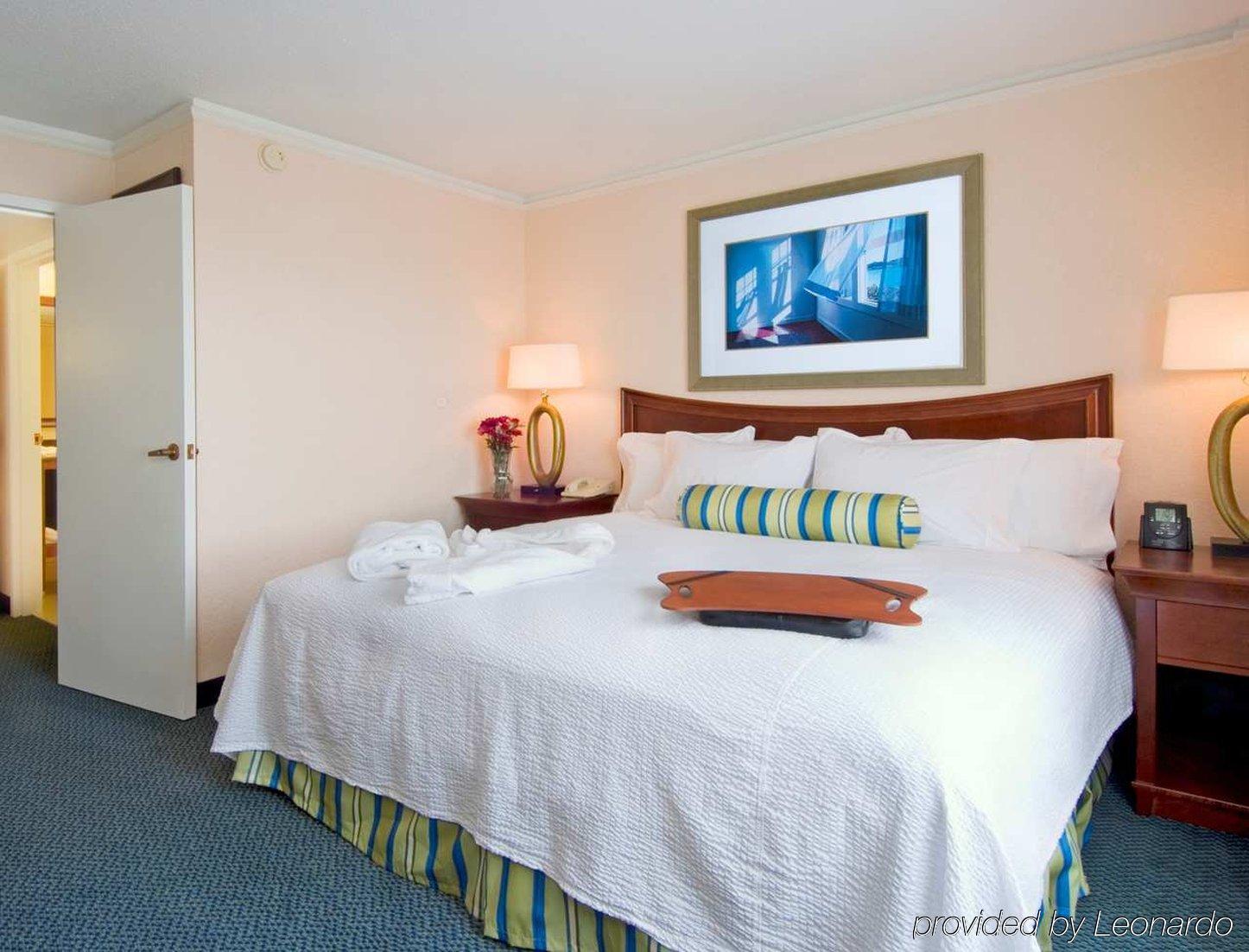 Embassy Suites Brunswick Kamer foto